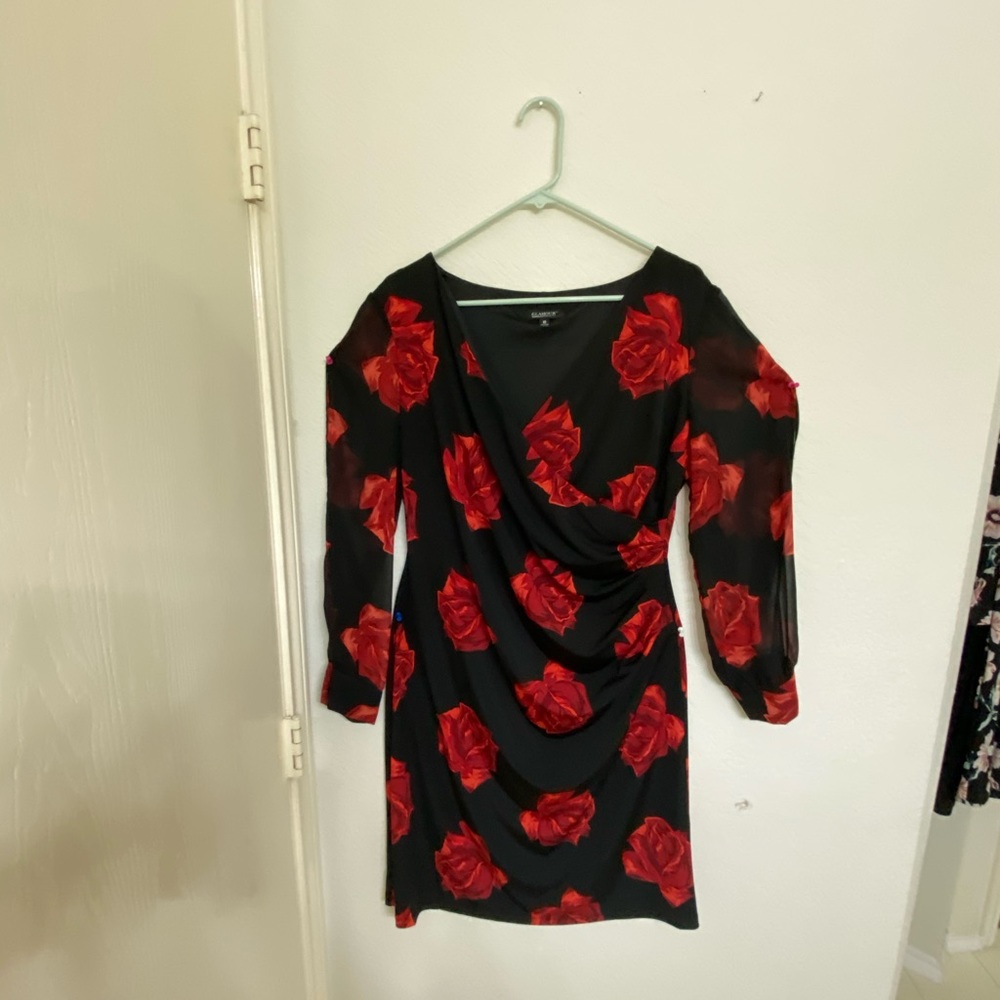 Dress - Picture 3 of 4